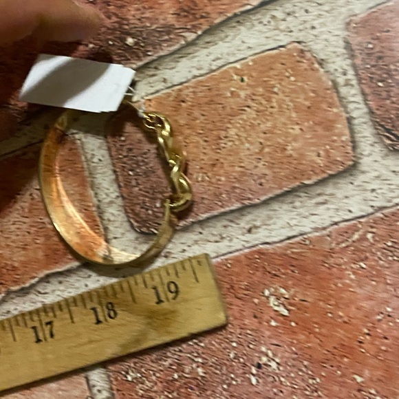 Dune and Willow womens gold colored bracelet - Picture 5 of 6